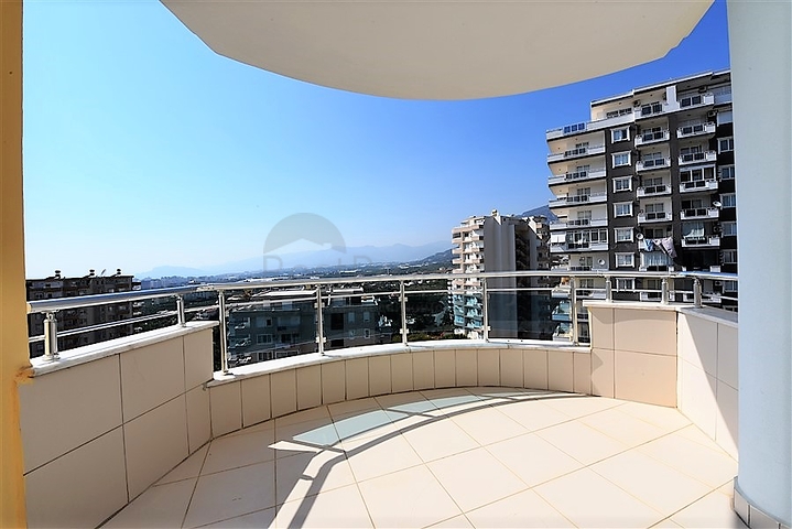 طابق مرتفع - شقة عائلية واسعة - ضمن مجمع مخدم جيدا- في مهموتلار / الانيا 