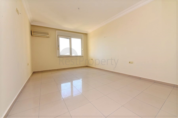 طابق مرتفع - شقة عائلية واسعة - ضمن مجمع مخدم جيدا- في مهموتلار / الانيا 