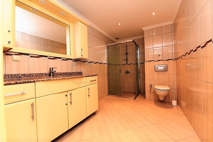 طابق مرتفع - شقة عائلية واسعة - ضمن مجمع مخدم جيدا- في مهموتلار / الانيا 