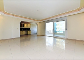 طابق مرتفع - شقة عائلية واسعة - ضمن مجمع مخدم جيدا- في مهموتلار / الانيا 