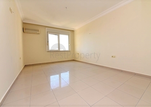 طابق مرتفع - شقة عائلية واسعة - ضمن مجمع مخدم جيدا- في مهموتلار / الانيا 