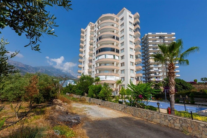 طابق مرتفع -اطلالة مفتوحة - شقة عائلية 2 غرفة وصالة - مهموتلار /الانيا 