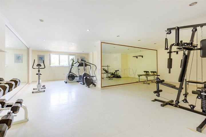 طابق مرتفع -اطلالة مفتوحة - شقة عائلية 2 غرفة وصالة - مهموتلار /الانيا 