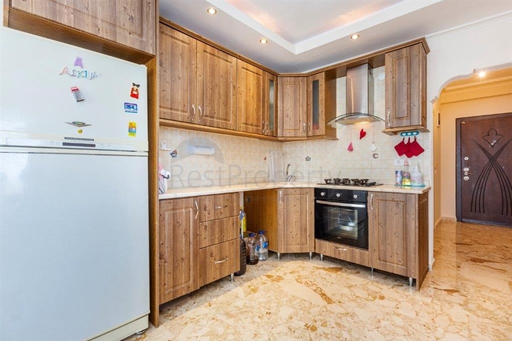 طابق مرتفع -اطلالة مفتوحة - شقة عائلية 2 غرفة وصالة - مهموتلار /الانيا 