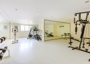 طابق مرتفع -اطلالة مفتوحة - شقة عائلية 2 غرفة وصالة - مهموتلار /الانيا 