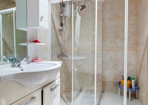 طابق مرتفع -اطلالة مفتوحة - شقة عائلية 2 غرفة وصالة - مهموتلار /الانيا 