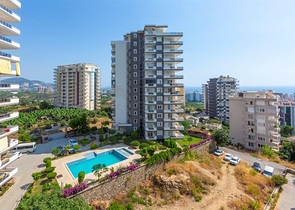 طابق مرتفع -اطلالة مفتوحة - شقة عائلية 2 غرفة وصالة - مهموتلار /الانيا 