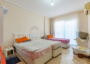 طابق مرتفع -اطلالة مفتوحة - شقة عائلية 2 غرفة وصالة - مهموتلار /الانيا 