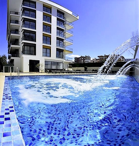 شقة مؤثثة - ضمن مجمع سكني فاخر وقريب من البحر - اوبا / الانيا 