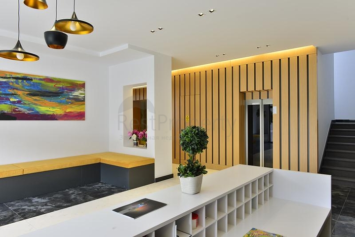 شقة مؤثثة - ضمن مجمع سكني فاخر وقريب من البحر - اوبا / الانيا 