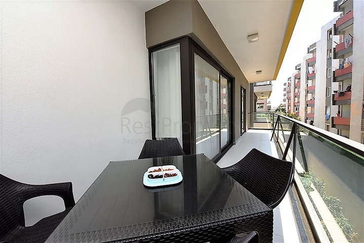 شقة مؤثثة - ضمن مجمع سكني فاخر وقريب من البحر - اوبا / الانيا 