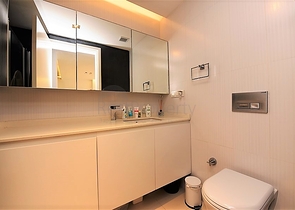 شقة مؤثثة - ضمن مجمع سكني فاخر وقريب من البحر - اوبا / الانيا 