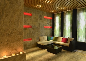 شقة مؤثثة - ضمن مجمع سكني فاخر وقريب من البحر - اوبا / الانيا 