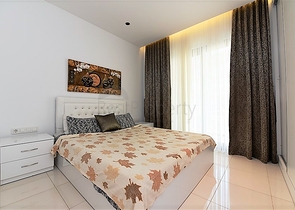 شقة مؤثثة - ضمن مجمع سكني فاخر وقريب من البحر - اوبا / الانيا 