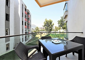 شقة مؤثثة - ضمن مجمع سكني فاخر وقريب من البحر - اوبا / الانيا 