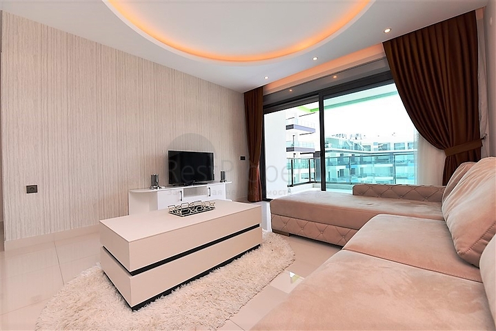 مجمع فاخر - شقة مؤثثة من تصميم 1+1 - في كارجي جاك / الانيا 