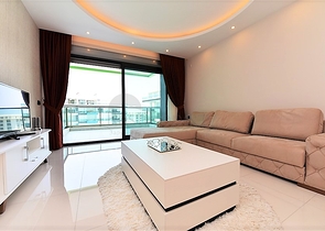 مجمع فاخر - شقة مؤثثة من تصميم 1+1 - في كارجي جاك / الانيا 