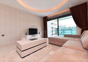 مجمع فاخر - شقة مؤثثة من تصميم 1+1 - في كارجي جاك / الانيا 