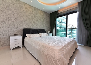 مجمع فاخر - شقة مؤثثة من تصميم 1+1 - في كارجي جاك / الانيا 