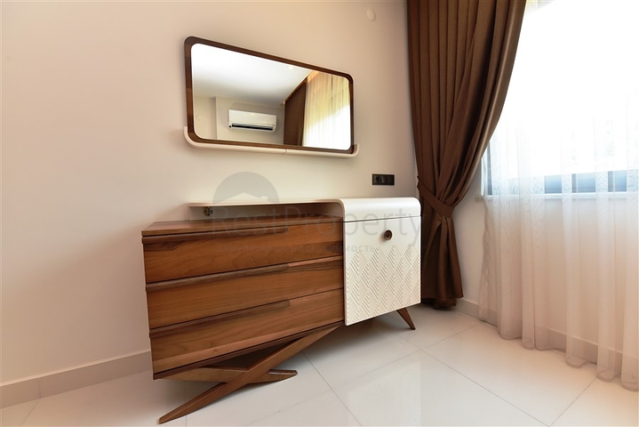 دوبلكس ارضية - تصميم 1+4 - مفروشة - ضمن مجمع فاخر / كارجي جاك / الانيا 