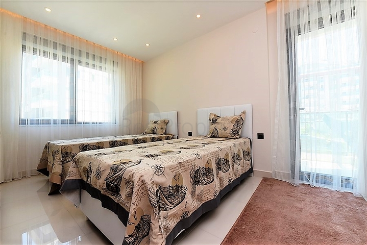 دوبلكس ارضية - تصميم 1+4 - مفروشة - ضمن مجمع فاخر / كارجي جاك / الانيا 