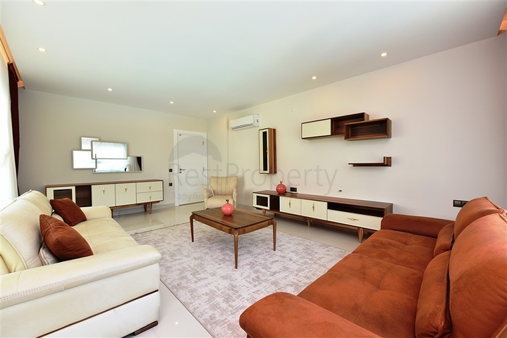 دوبلكس ارضية - تصميم 1+4 - مفروشة - ضمن مجمع فاخر / كارجي جاك / الانيا 