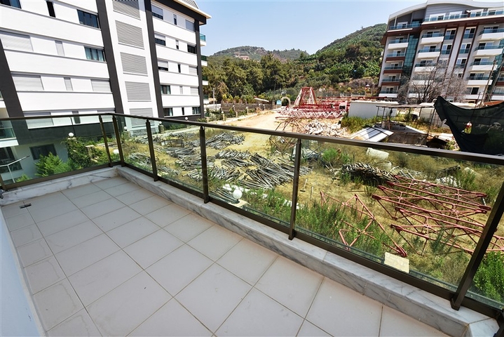 دوبلكس ارضية - تصميم 1+4 - مفروشة - ضمن مجمع فاخر / كارجي جاك / الانيا 