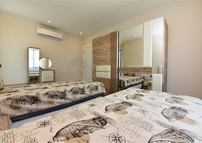 دوبلكس ارضية - تصميم 1+4 - مفروشة - ضمن مجمع فاخر / كارجي جاك / الانيا 