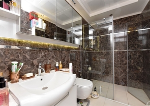 اطلالة بحر مباشرة - شقة فاخرة تصميم 1+1 - ضمن مجمع 5 نجوم / كاستل / الانيا  