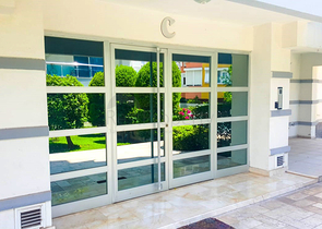 شقة 2 + 1 في مجمع ليمان كونيالتي على بعد 600 م من البحر