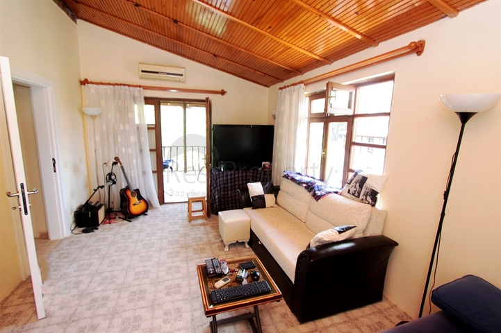 فيلا 5 + 1 في مجمع مع مسبح في دوشيميتي أنطاليا