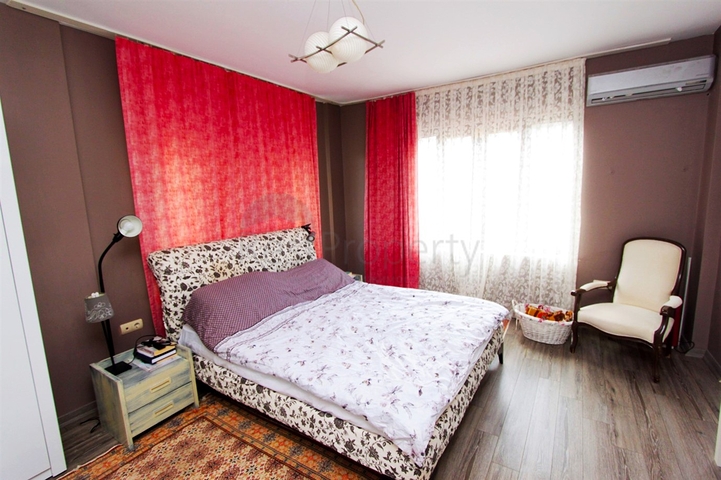 فيلا 5 + 1 في مجمع مع مسبح في دوشيميتي أنطاليا