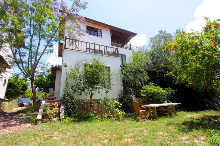 فيلا 5 + 1 في مجمع مع مسبح في دوشيميتي أنطاليا