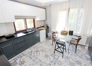 فيلا 5 + 1 في مجمع مع مسبح في دوشيميتي أنطاليا