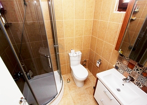 فيلا 5 + 1 في مجمع مع مسبح في دوشيميتي أنطاليا