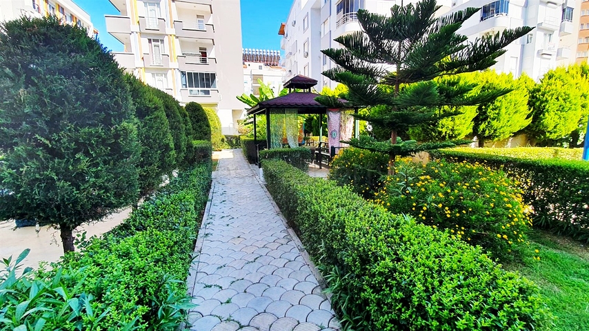 شقة 1 + 1 مع أثاث في كونيالتي أنطاليا