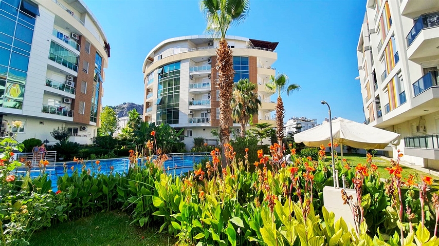 شقة 1 + 1 مع أثاث في كونيالتي أنطاليا