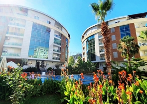 شقة 1 + 1 مع أثاث في كونيالتي أنطاليا