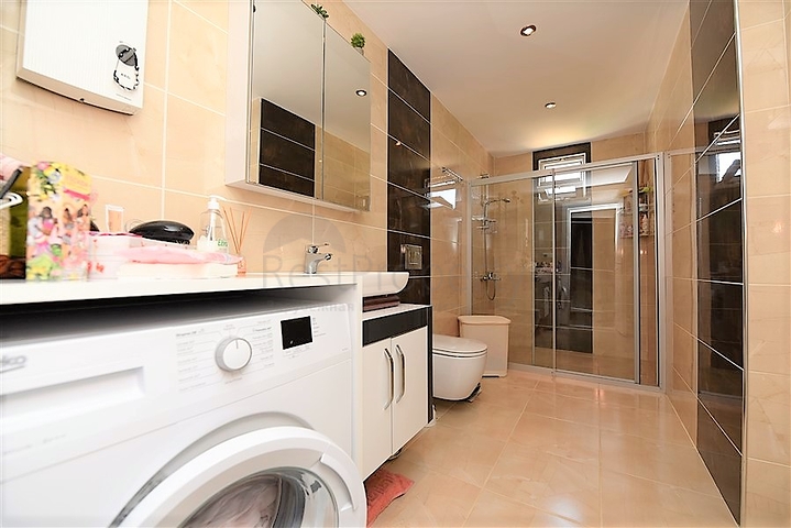 شقة غرفة وصالة بمساحة واسعة - في مهموتلار / الانيا 