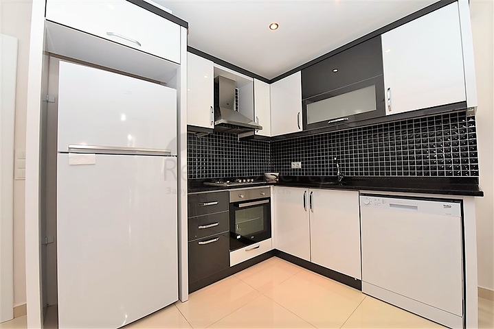 شقة غرفة وصالة بمساحة واسعة - في مهموتلار / الانيا 