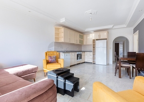 بسعر منافس -شقة مفروشة 1+2 غرفتين وصالة -في منطقة توسمور المركزية / الانيا 