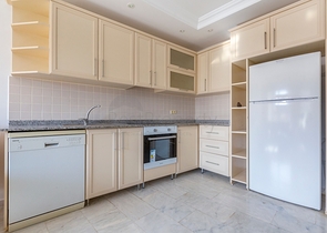 بسعر منافس -شقة مفروشة 1+2 غرفتين وصالة -في منطقة توسمور المركزية / الانيا 