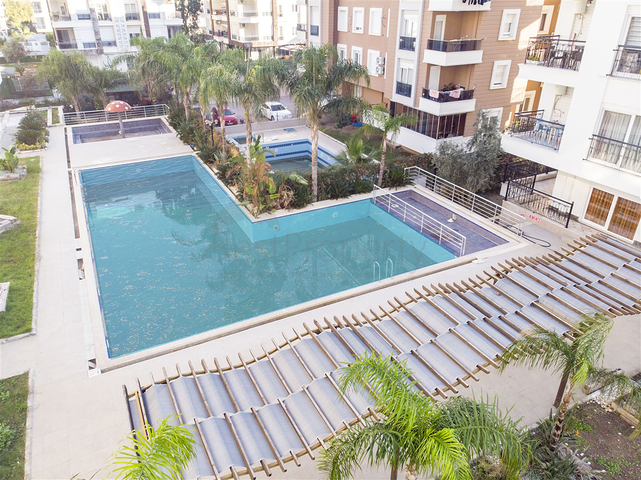 شقة 2 + 1 مع أثاث في هورما كونيالتي