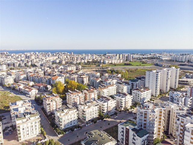 شقة 2 + 1 مع أثاث في هورما كونيالتي