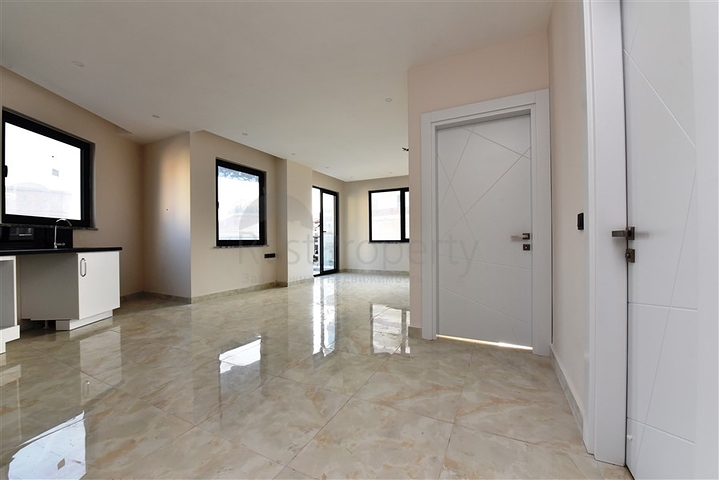 شقق ضمن مجمع سكني حديث - تصميم غرفتين وصالة - مركز الانيا 