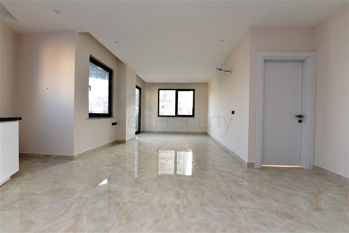 شقق ضمن مجمع سكني حديث - تصميم غرفتين وصالة - مركز الانيا 