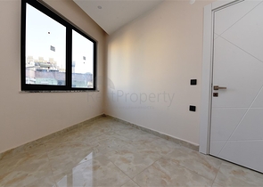 شقق ضمن مجمع سكني حديث - تصميم غرفتين وصالة - مركز الانيا 