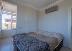 دوبلكس باطلالة بحرية ساحرة - في مركز مدينة الانيا 