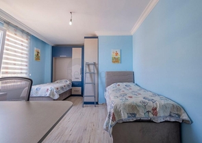 دوبلكس باطلالة بحرية ساحرة - في مركز مدينة الانيا 