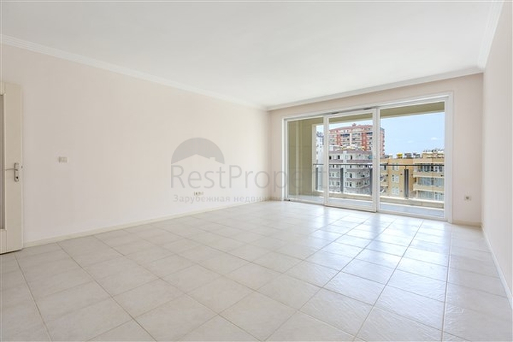 شقة واسعة مع مطبخ منفصل -تصميم 2 غرفة وصالة - ضمن مجمع فاخر - مهموتلار / الانيا 